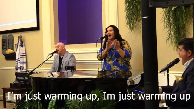 LIVE SINGING ''I'm Just Warming Up'' by Carroll McGruder